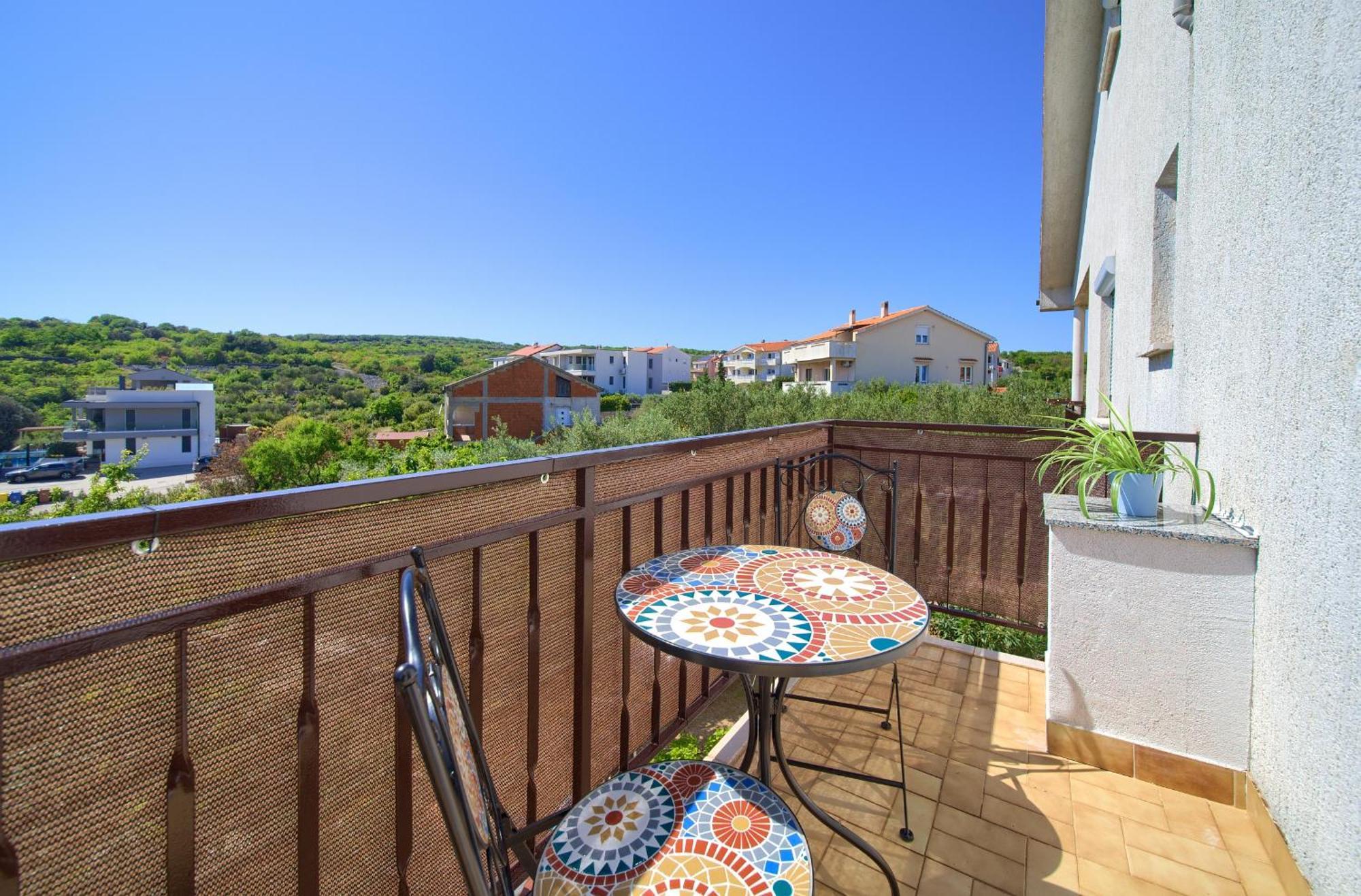 Apartment Lela Krk Town Bagian luar foto